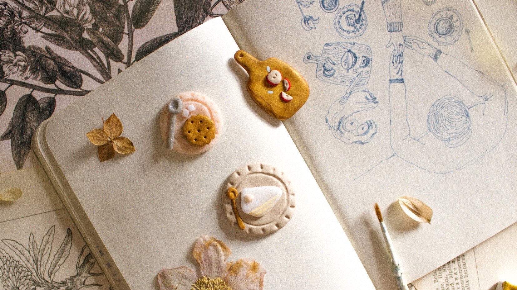 Брошь из полимерной глины, ручная работа, роспись вручную, пластика fimo, handmade, подарок своими руками